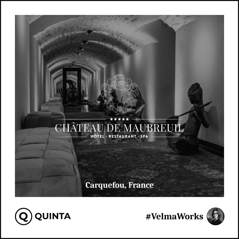 AI hotel chatbot in France